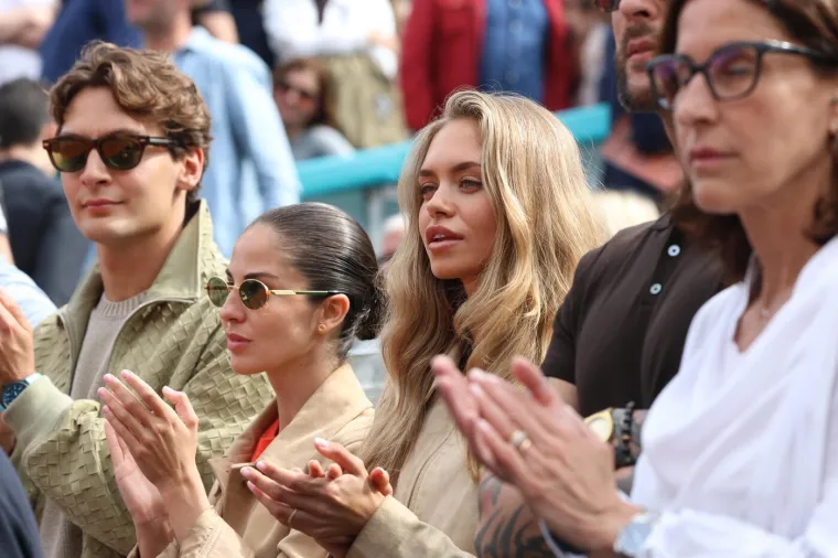 Bila sa Schumacherom, sad ljubi tenisku zvijezdu: Tko je zgodna plavu&scaron;a o kojoj bruji internet?