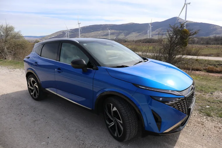 Ovaj SUV vuče kao struja, a ide na benzin: Pogledajte kako izgleda