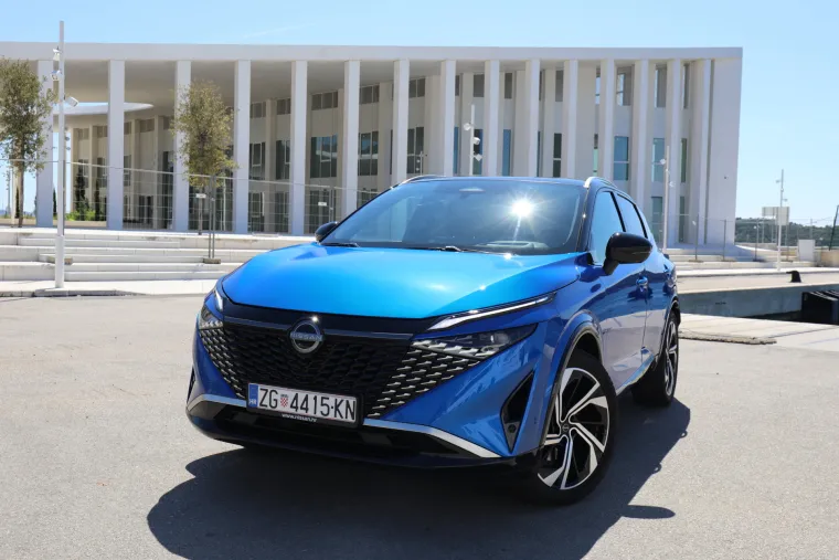 Ovaj SUV vuče kao struja, a ide na benzin: Pogledajte kako izgleda