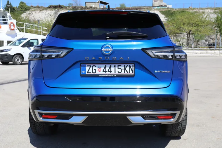 Ovaj SUV vuče kao struja, a ide na benzin: Pogledajte kako izgleda