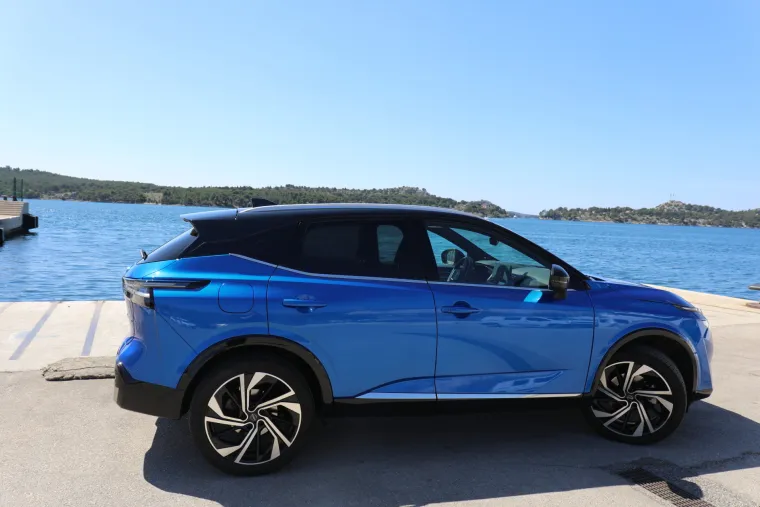 Ovaj SUV vuče kao struja, a ide na benzin: Pogledajte kako izgleda