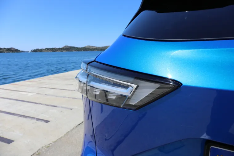 Ovaj SUV vuče kao struja, a ide na benzin: Pogledajte kako izgleda