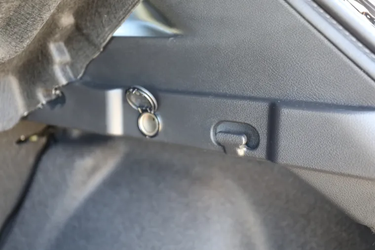 Ovaj SUV vuče kao struja, a ide na benzin: Pogledajte kako izgleda