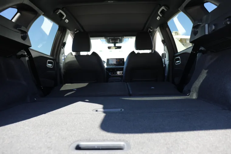 Ovaj SUV vuče kao struja, a ide na benzin: Pogledajte kako izgleda