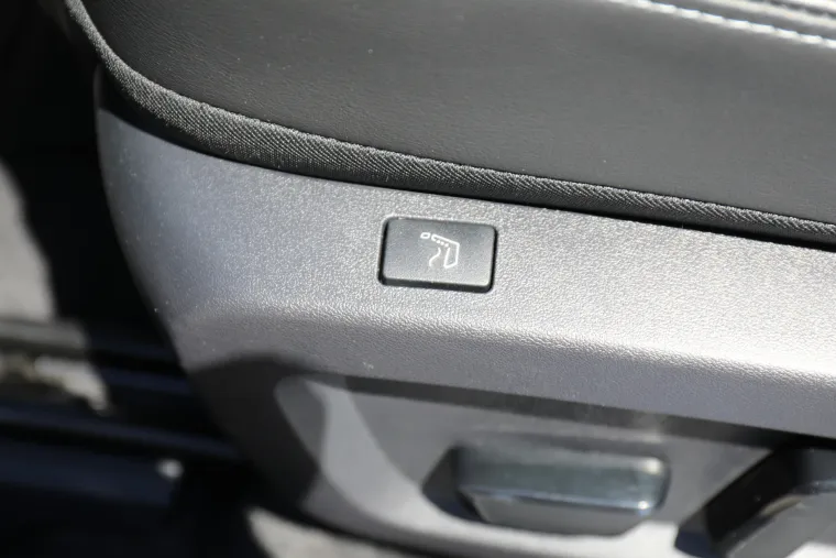 Ovaj SUV vuče kao struja, a ide na benzin: Pogledajte kako izgleda