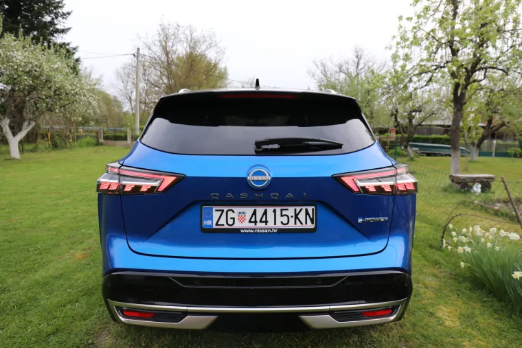 Ovaj SUV vuče kao struja, a ide na benzin: Pogledajte kako izgleda