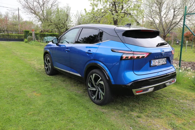 Ovaj SUV vuče kao struja, a ide na benzin: Pogledajte kako izgleda