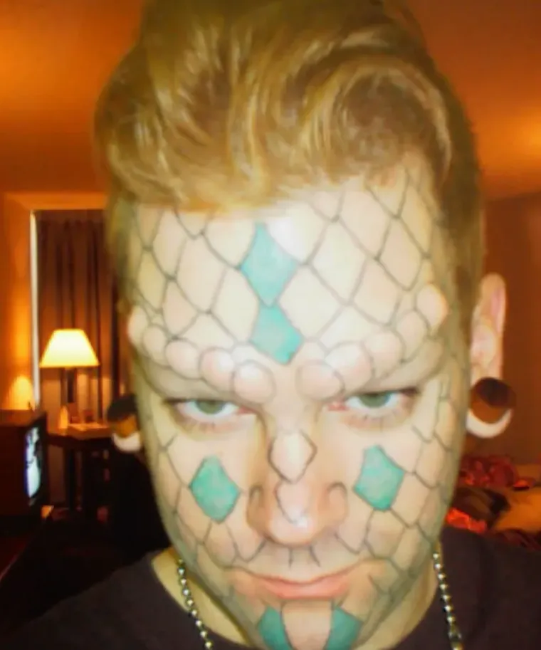 Potro&scaron;io je čitavo bogatstvo da bi izgledao kao gmaz: Iza te odluke stoji nevjerojatna priča