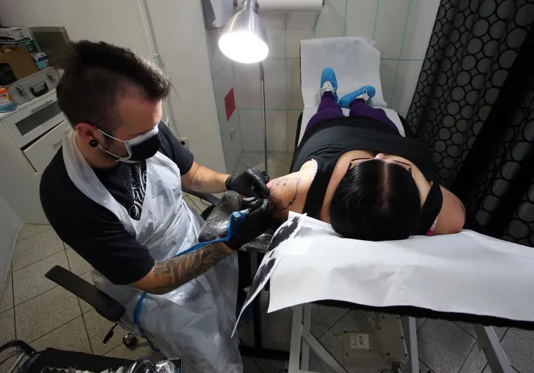 Ne, ovo nije AI: Djevojka iz Krapine &scaron;okirala Houdeka, posvetila mu ogromnu tetovažu