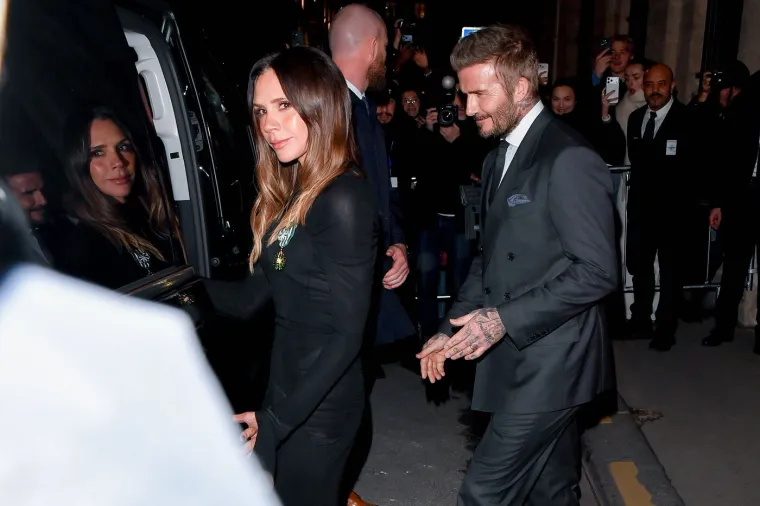 Posh spajsica, najpoznatija WAG-sica i sada modna elita: Kako se mijenjala Victoria Beckham?