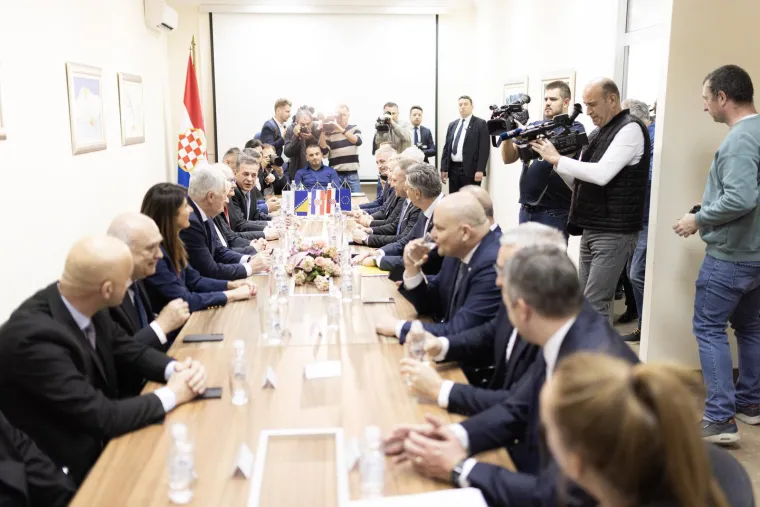 Smeđokosa dama sastala se s Plenkovićem u Mostaru: Uživa njegovo veliko povjerenje