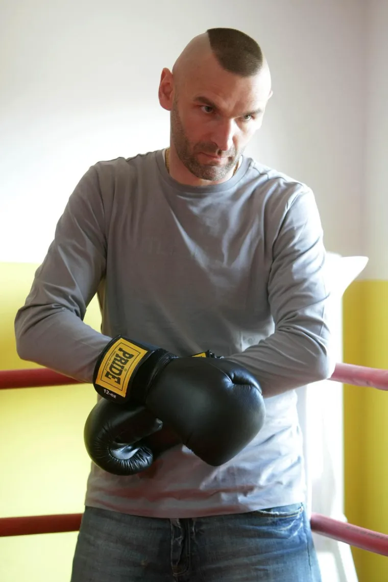 Davni okr&scaron;aj u Sesvetama: Simona Mijoković nije skidala &scaron;tikle za boksački nastup