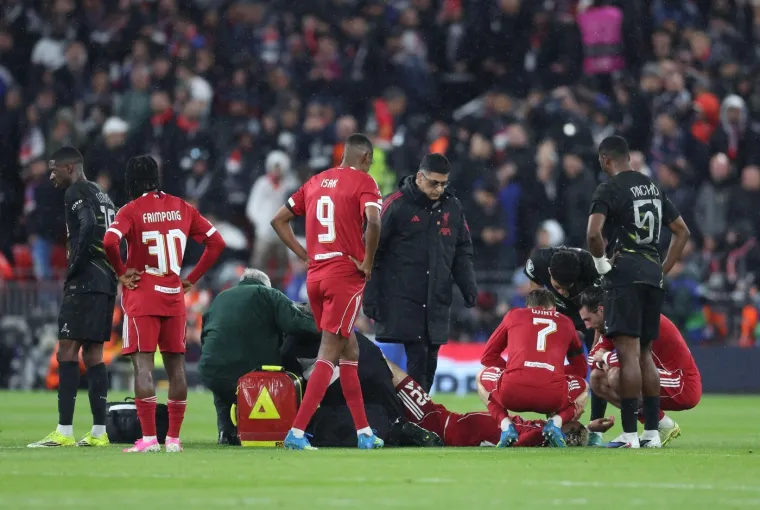 Muk i suze na Anfieldu: Zvijezdu iznijeli na nosilima, propu&scaron;ta Svjetsko prvenstvo