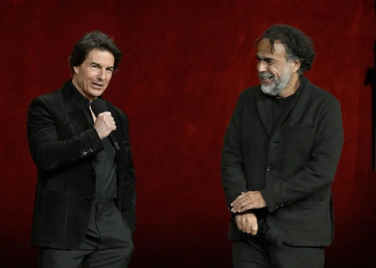 Možete li vjerovati da je ovo Tom Cruise? Pretvorio se u sijedog starca s pivskim trbuhom