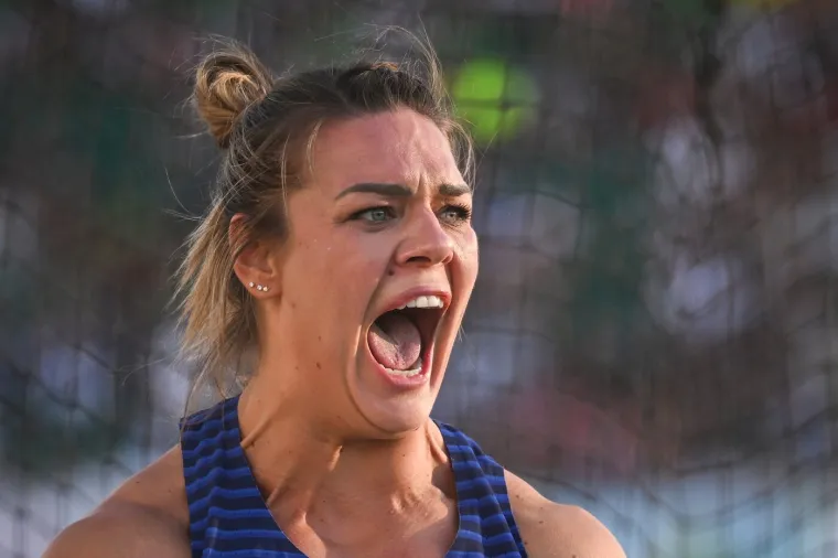 Tenisice zamijenila &scaron;tiklama: Biste li prepoznali Sandru ex. Perković s početka karijere?