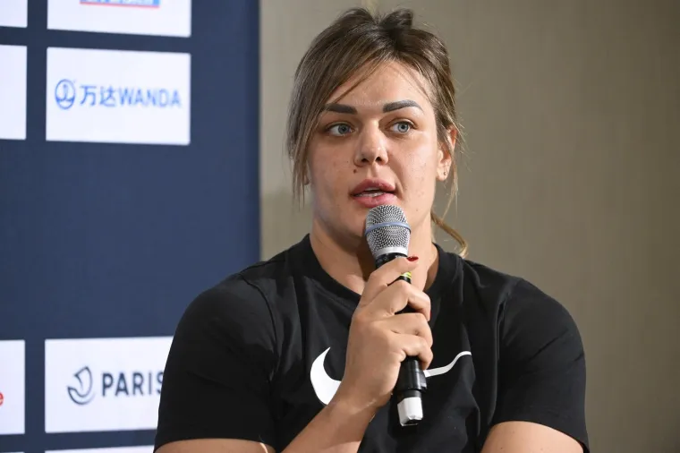 Tenisice zamijenila &scaron;tiklama: Biste li prepoznali Sandru ex. Perković s početka karijere?