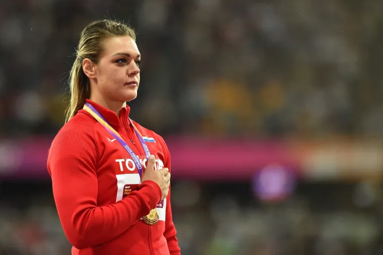 Tenisice zamijenila &scaron;tiklama: Biste li prepoznali Sandru ex. Perković s početka karijere?