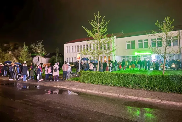 Susjedi satima čekali u koloni da se upi&scaron;u kod liječnice: 'Ovo nije red za pra&scaron;ak za rublje'