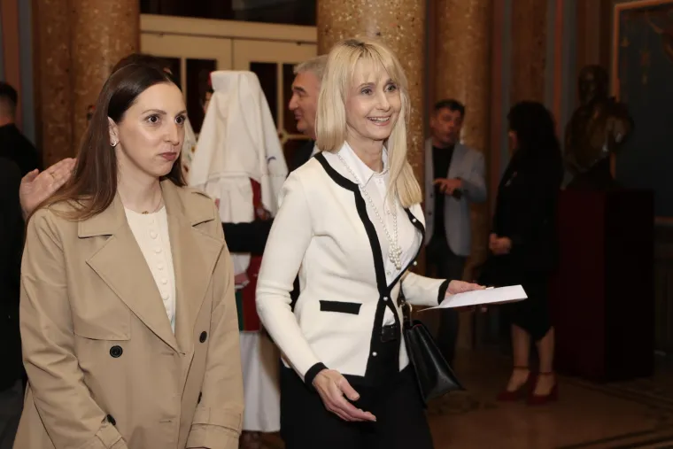 Glamur na splitskoj premijeri: Povratak klasika nakon 25 godina okupio elitu, evo tko je sve bio