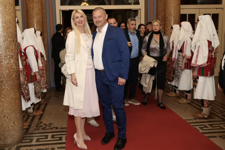 Glamur na splitskoj premijeri: Povratak klasika nakon 25 godina okupio elitu, evo tko je sve bio