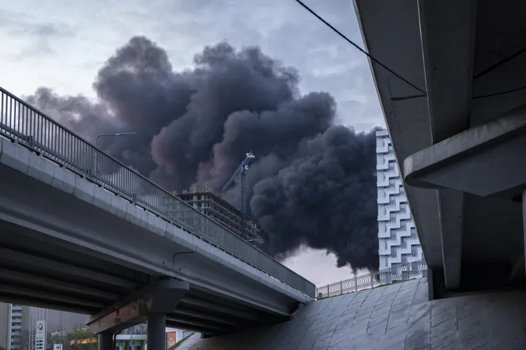 Dvanaestogodi&scaron;nji dječak mrtav, obitelj spasili ispod ru&scaron;evina, ovo su slike pakla