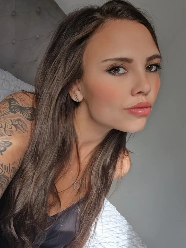 Lijepa i dotjerana: Svi su uvjereni da je model, a ono čime se zapravo bavi nitko ne očekuje