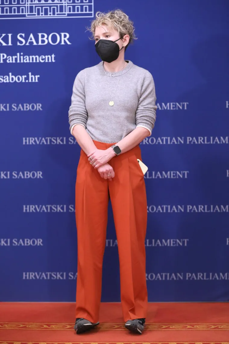 Od punkerice do moćne žene u politici: Kako Ivana Kekin izgleda kada nije u Saboru?