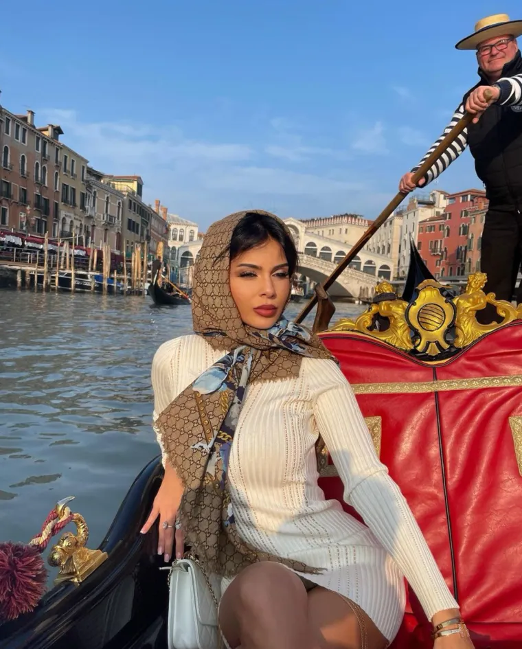 Ona je magnet za nogometa&scaron;e, a najvi&scaron;e voli ulagati u Birkinice: Tko je Sinjanka Anđela &Scaron;imac?