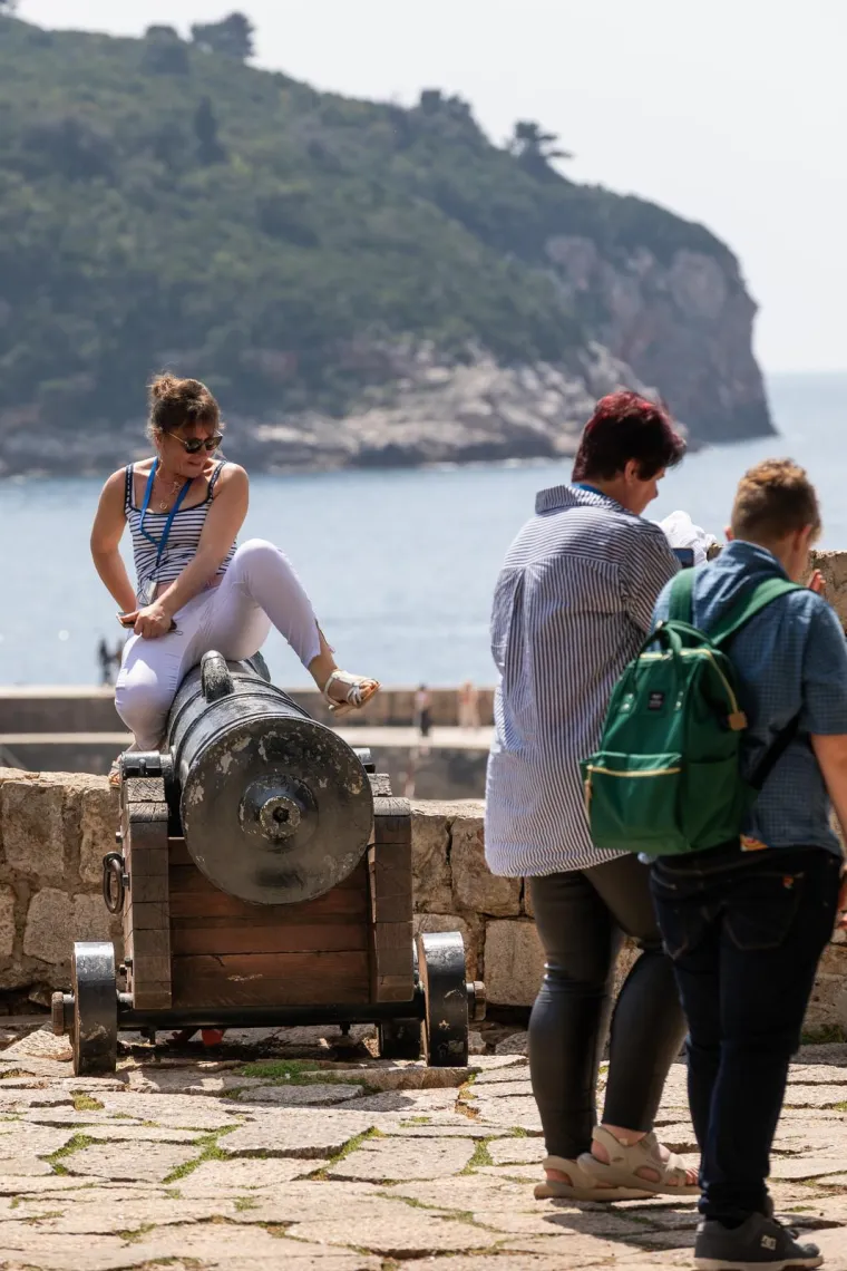Kakvi prizori s juga Hrvatske: Dok se na Banjama banjaju, u gradu se kuhaju