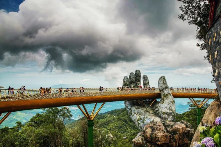 Ovi ljudi su u 'Božjim rukama': Pogledajte kako izgleda Zlatni most koji odu&scaron;evljava svijet