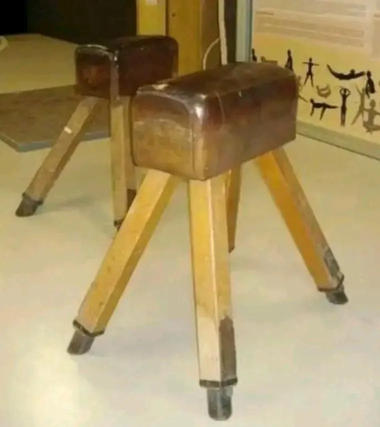 Od &scaron;kolskih klupa do uličnih igara: Ako ste odrastali 90-ih, ove stvari su vam itekako poznate