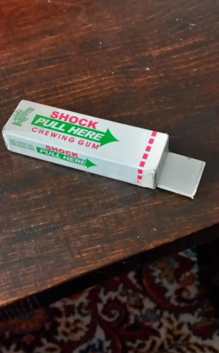 Od &scaron;kolskih klupa do uličnih igara: Ako ste odrastali 90-ih, ove stvari su vam itekako poznate