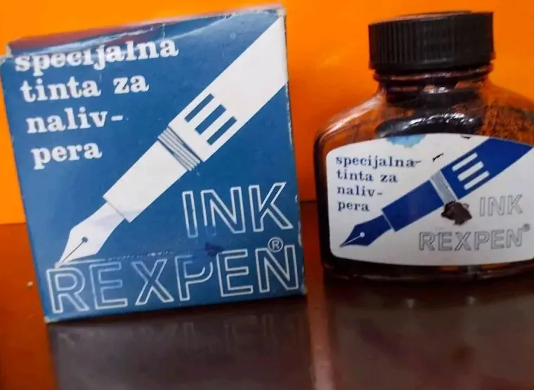 Od &scaron;kolskih klupa do uličnih igara: Ako ste odrastali 90-ih, ove stvari su vam itekako poznate