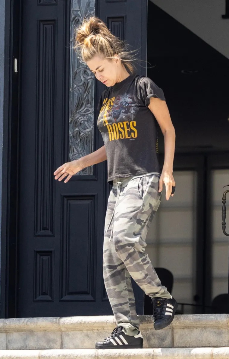 Razvela se nakon 9 dana, a onda je sve krenulo nizbrdo: Ovako danas izgleda seks simbol 90-ih