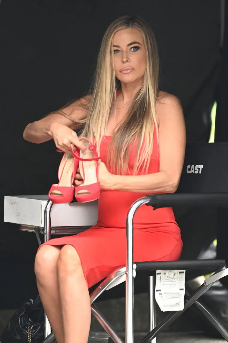 Razvela se nakon 9 dana, a onda je sve krenulo nizbrdo: Ovako danas izgleda seks simbol 90-ih