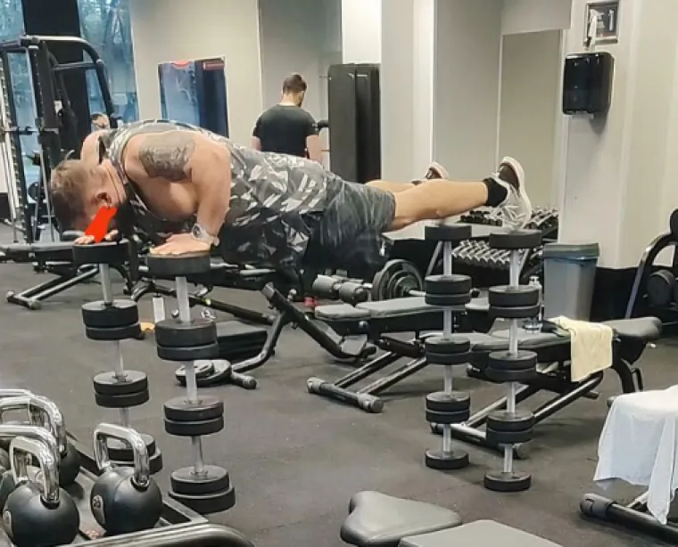 Ljudi nisu mogli vjerovati &scaron;to vide: Ovo su definitivno najbizarniji prizori iz teretana