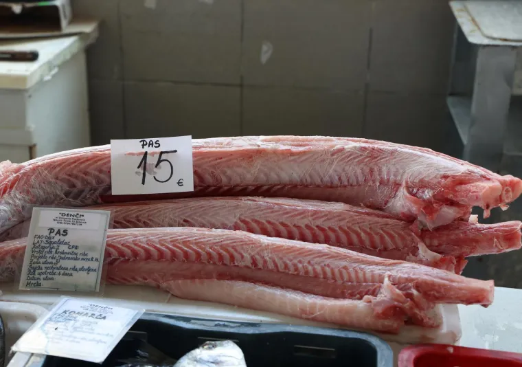 Orada 20, brancin 25, zubatac 30 eura, Pogledajte cijene ribe u ribarnici