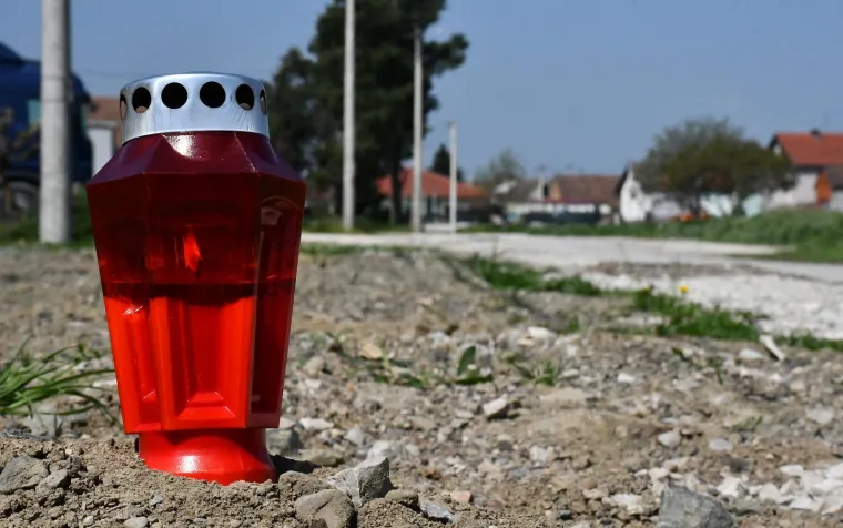 Mjesto gdje je vozač pokosio tri žene: 'Kod jedne je u podne bio na &scaron;i&scaron;anju pa se razveo i vratio u kafić'