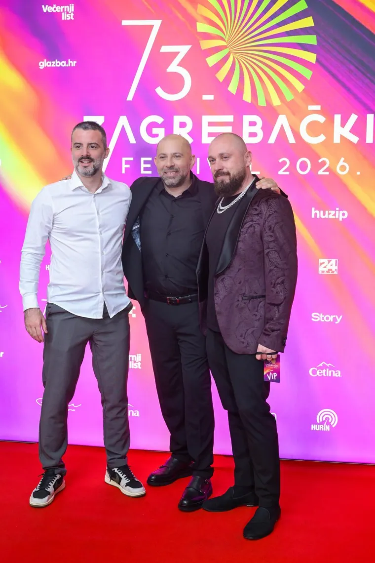 Glamur, hitovi i velika očekivanja: Pogledajte tko je zablistao na Crvenom tepihu