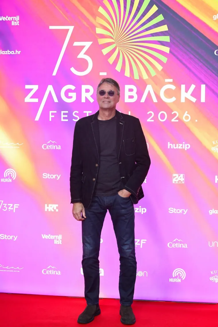 Glamur, hitovi i velika očekivanja: Pogledajte tko je zablistao na Crvenom tepihu