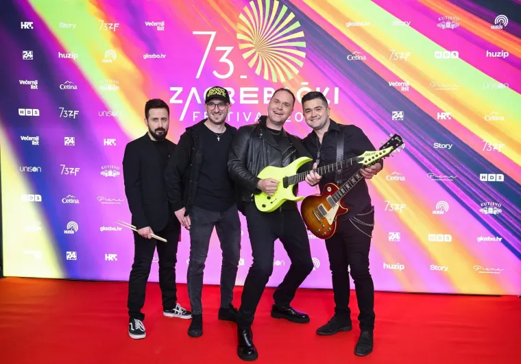 Glamur, hitovi i velika očekivanja: Pogledajte tko je zablistao na Crvenom tepihu