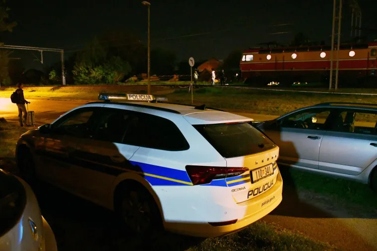 Dvije mlađe žene poginule u naletu vlaka u Slavonskom Brodu