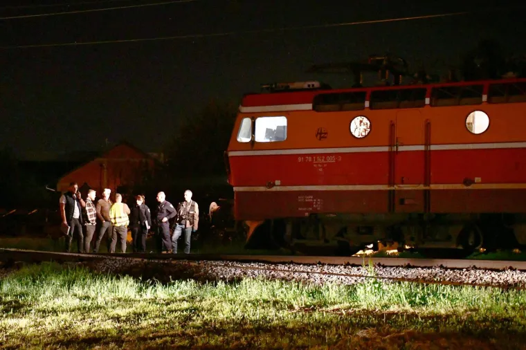 Dvije mlađe žene poginule u naletu vlaka u Slavonskom Brodu