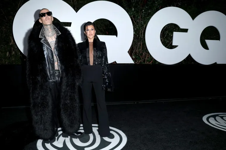 Glumi povučenu, ali život u sjeni Kim K. je ubija: Tko je zapravo Kourtney Kardashian?