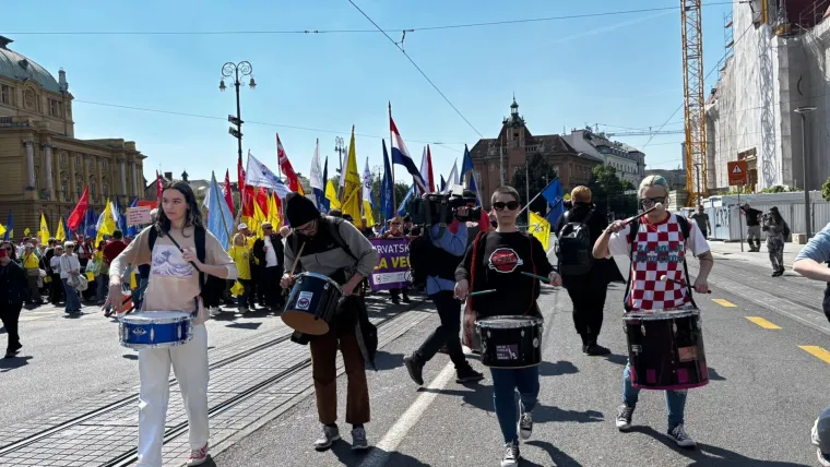 Sindikat objavio procjenu broja ljudi na prosvjedu: Pogledajte &scaron;to su poručili Plenkoviću