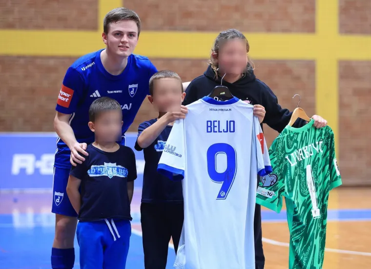 Evo kako je pro&scaron;ao prvi dan memorijalnog turnira Nikole Pokrivača