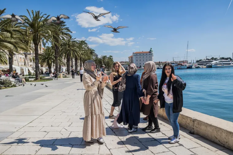 U Zagrebu prosvjedi, u Splitu lagana &scaron;etnja preko rive: Ovako danas uživaju stanovnici grada pod Marjanom