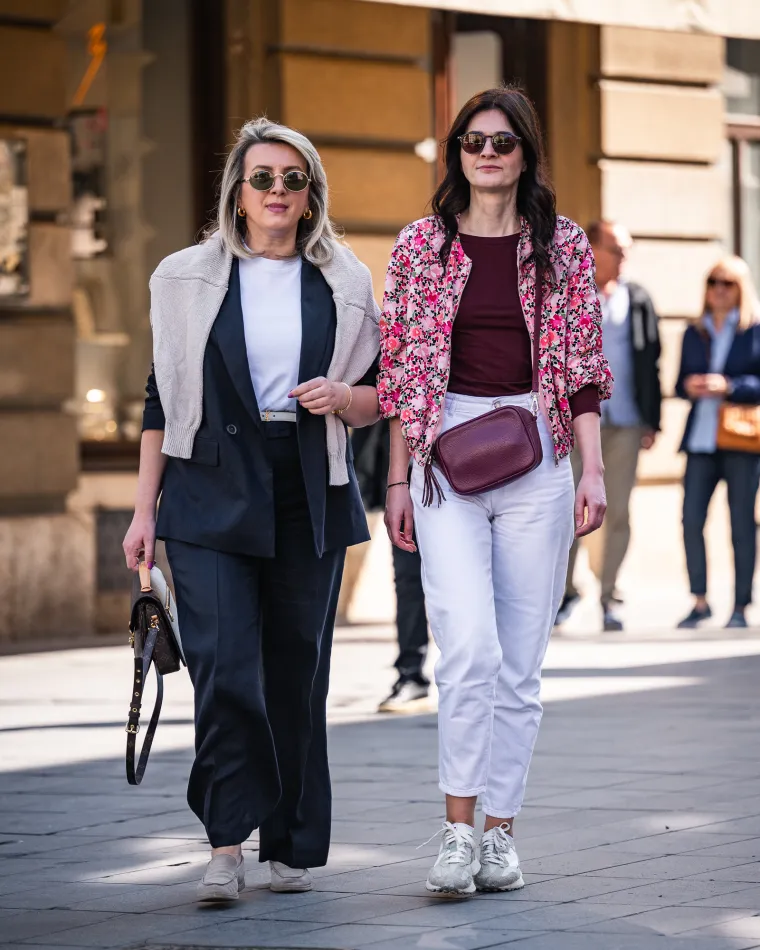 Vjerovali ili ne, ovaj prizor je iz Zagreba: Ove atraktivne djevojke privlačile su poglede na &scaron;pici