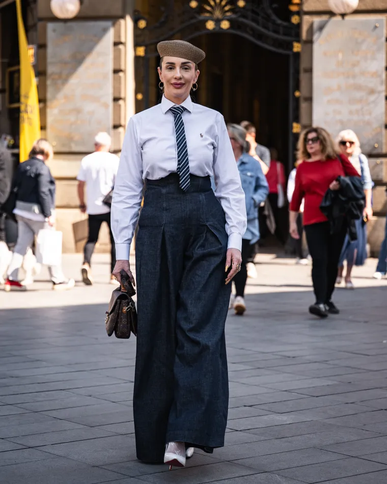 Vjerovali ili ne, ovaj prizor je iz Zagreba: Ove atraktivne djevojke privlačile su poglede na &scaron;pici