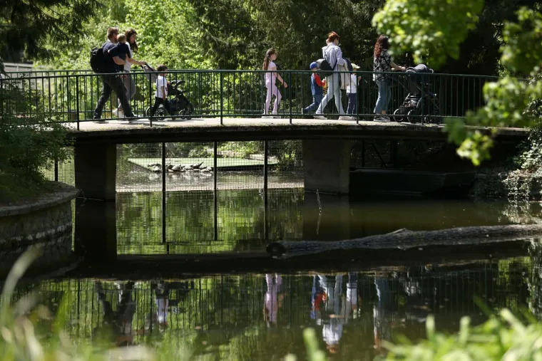Nedjeljna sunčana idila! Zagrepčani u Maksimiru, Splićani na Bačvicama: Ovo je čista uživancija